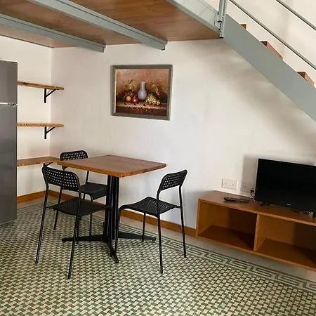 Ta Serafina With Loft * Għajnsielem