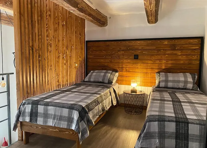 Ta Serafina With Loft Lejlighed *