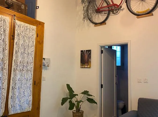 Ta Serafina With Loft * Għajnsielem