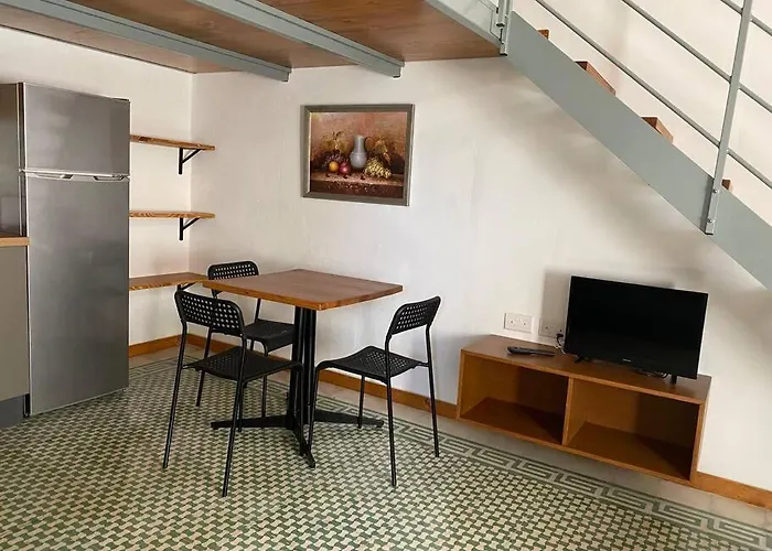 Ta Serafina With Loft * Għajnsielem